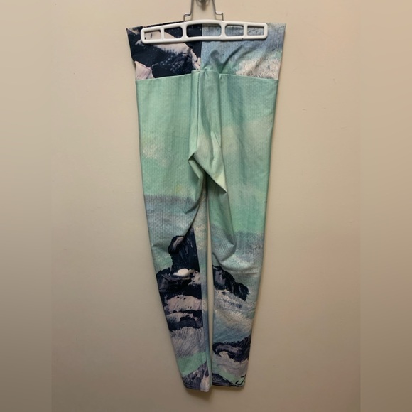 KRISTINA BENSON Wearable Art "Mother Teresa" Leggings - Picture 6 of 9